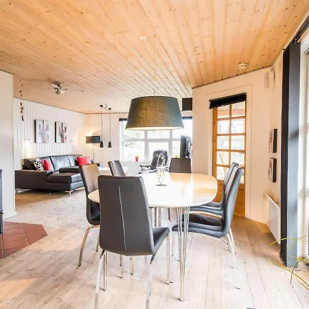 Holiday Henne Liii Ferienhaus